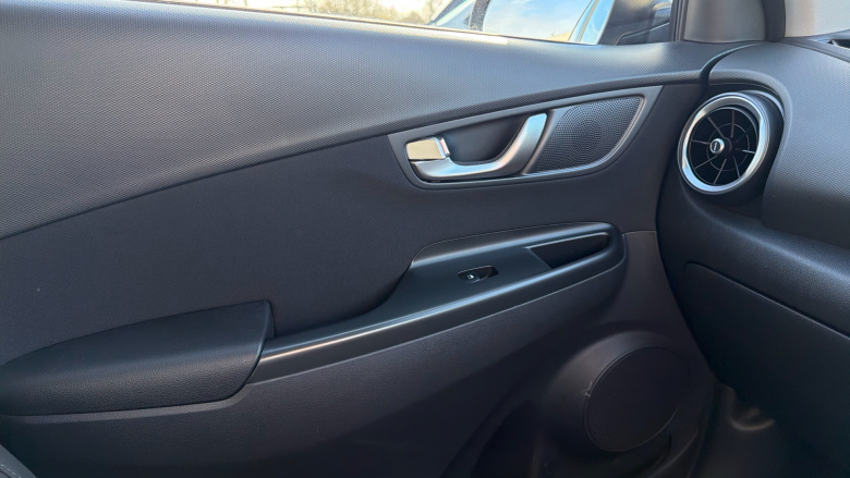 Hyundai Kona 1.6 GDi Hybrid SE Connect 5dr DCT Hybrid Hatchback